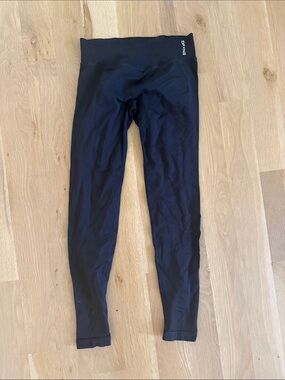 DFYNE Black High-Waist Leggings